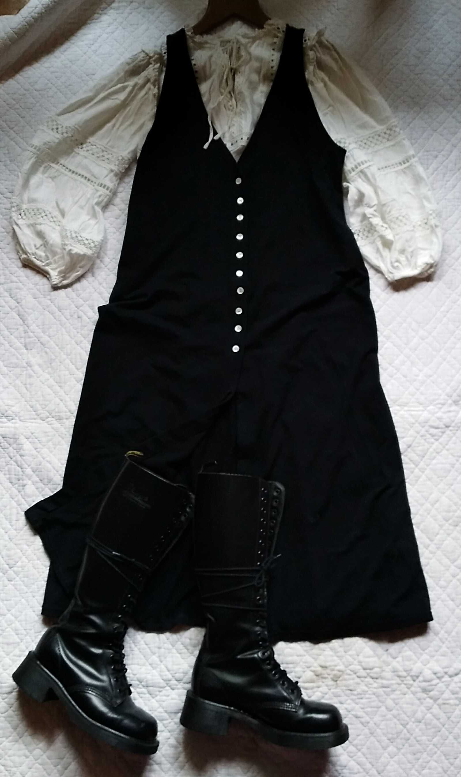 LAUNDRY czarna długa narzutka/kamizelka lycra guziki grunge goth 38 M