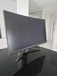 ASUS Swift pg27v 165hz 1ms 2560x1440p