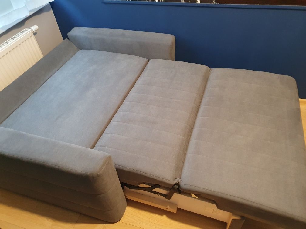 Sofa rozkładana 136 cm