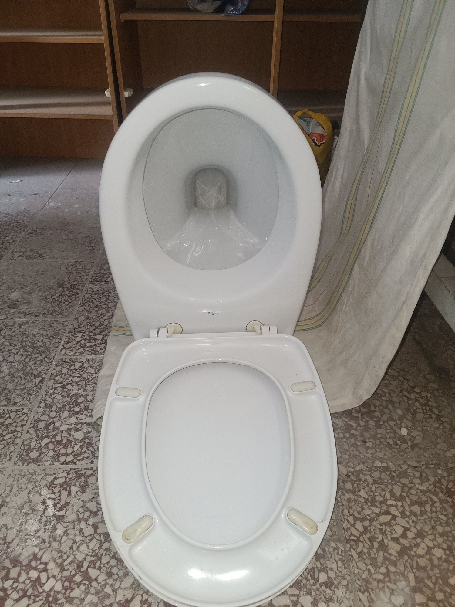 Miska WC podwieszana Cersanit