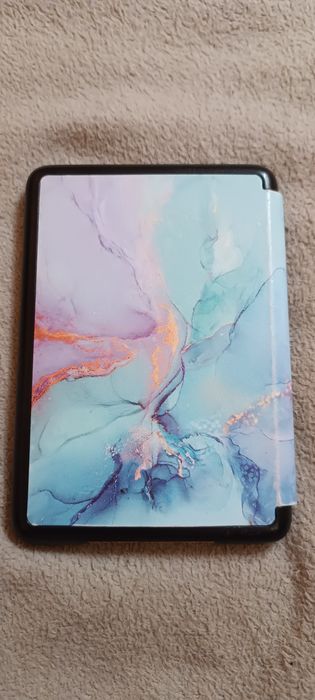 Kindle 11 | czytnik ebook z etui | 2022