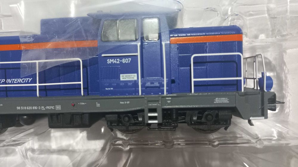 Fabrycznie nowa lok. spalinowa tzw. stonka SM42-607 ICCC Piko 59269
