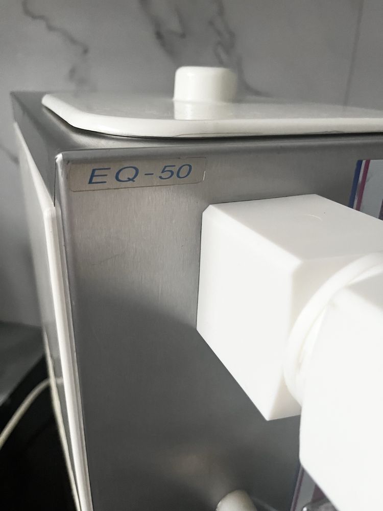 Maszyna do bitej śmietany Coldelite EQ-50 Carpigiani Mini Vip automat