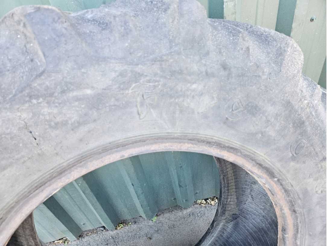 Opona Firestone 13,6 13.6 - R 24 Radial 7000 13,6r24