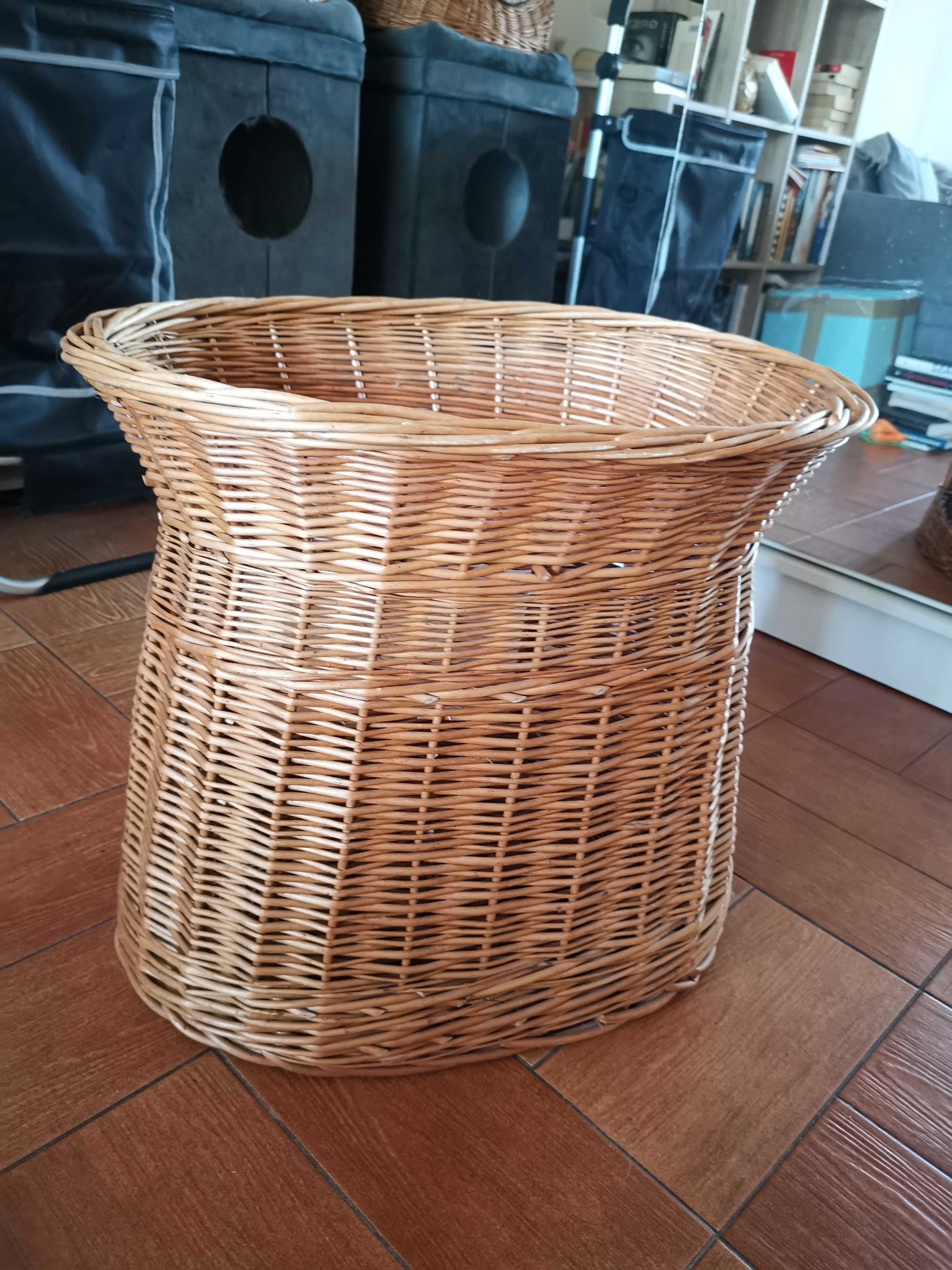 Budka wiklinowa domek piętrowy legowisko dla kota 54x38x45 cm STAN BDB