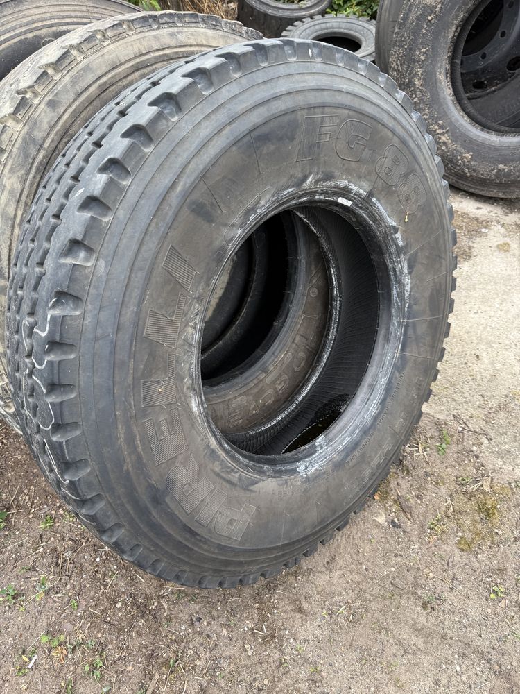 Opona 13r22.5 Pirelli FG88