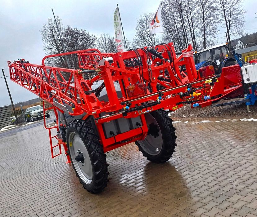 Opryskiwacz polowy hydrauliczny WOPROL przyczepiany AGROSTAL promocja