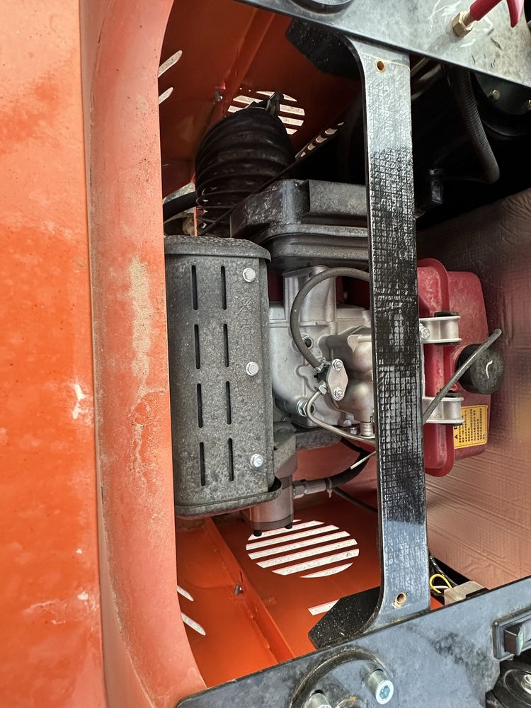 Mini koparka JPC KV12  DIESEL, masa 1100 kg rok prod 2025