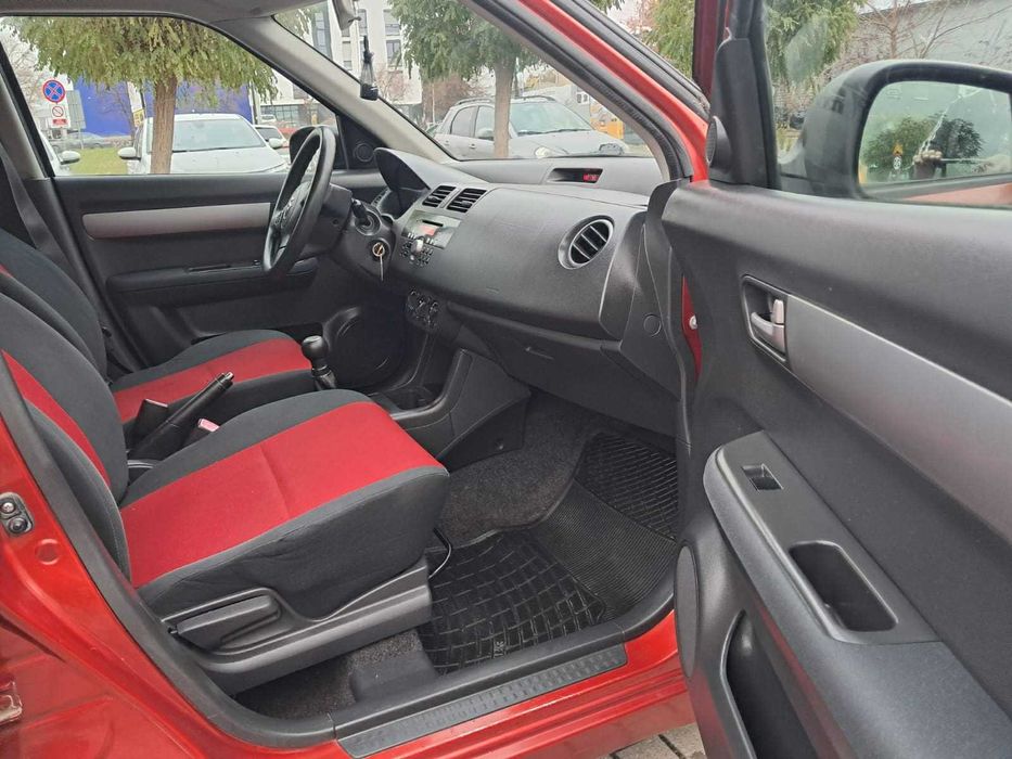 SUZUKI  SWIFT 2007 r 1,3 B Klima Elektryka 5 drzwi Niski Przebieg