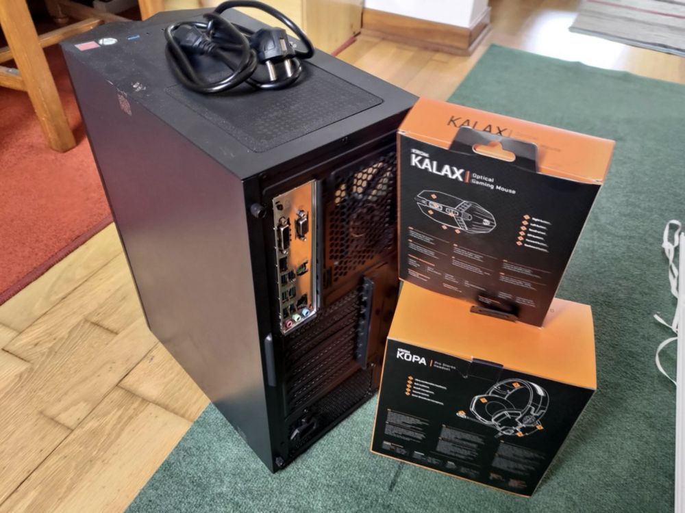 PC Gaming Completo (AMD Ryzen 3 Pro 4350G com 256GB e 16GB RAM)