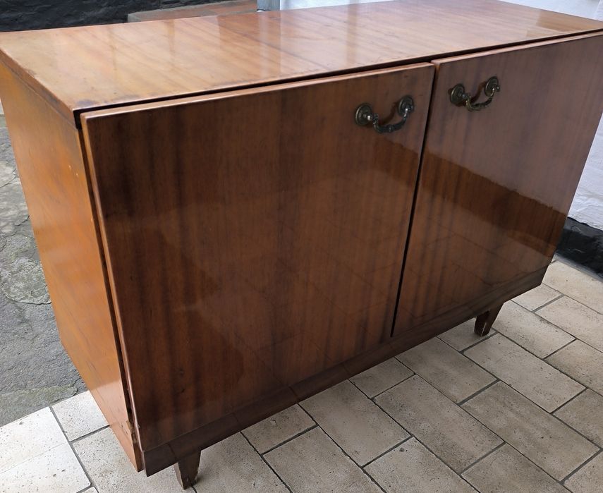 Тумба на ніжках комод тумбочка натуральне дерево лакована