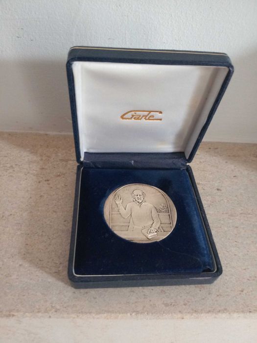 Lote para colecionador: 2 moedas + 1 medalhão – PORTES INCLUÍDOS