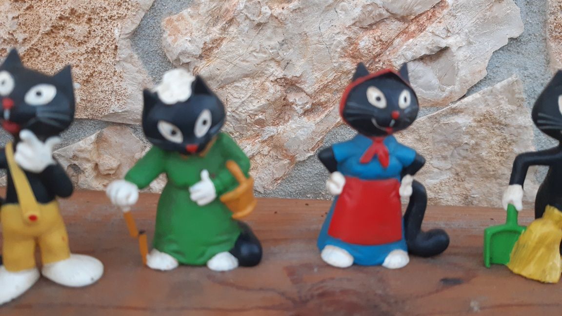 Bonecos pvc anos 80