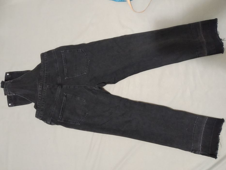 Jeansowe ogrodniczki Reserved 158 cm