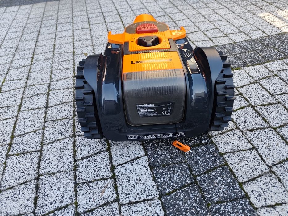 Kosiarka robot do trawy