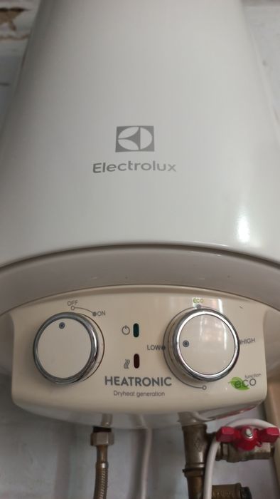 Терміново бойлер Electrolux на запчастини
