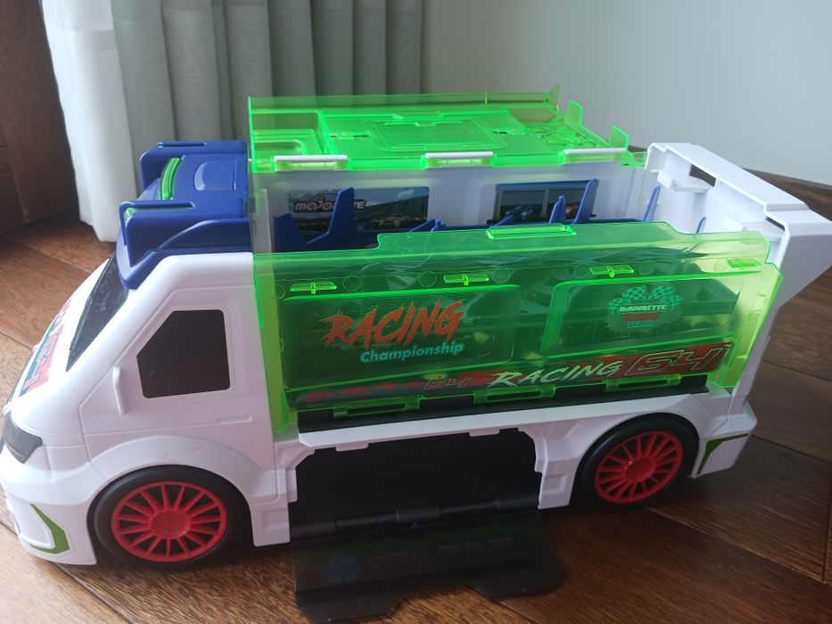 Camião pista/tranportadora