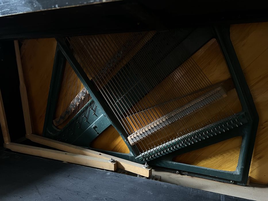 Фортепіано "Білорусь"