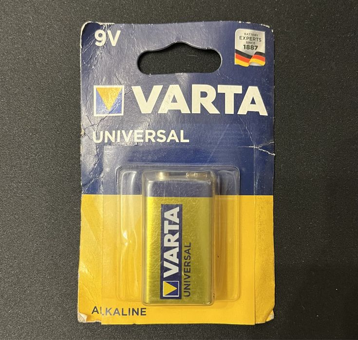 Батарейка Varta Universal 9v