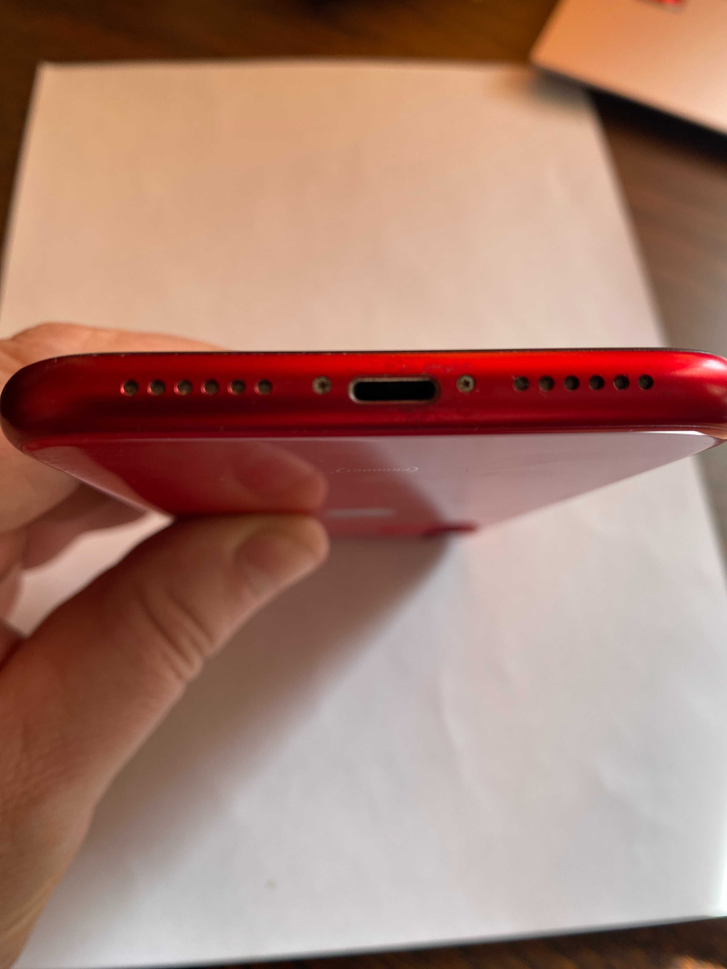 Apple iPhone 11 64GB Red