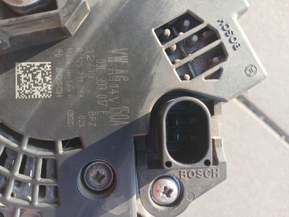 Alternator Audi A5 2.0 tdi