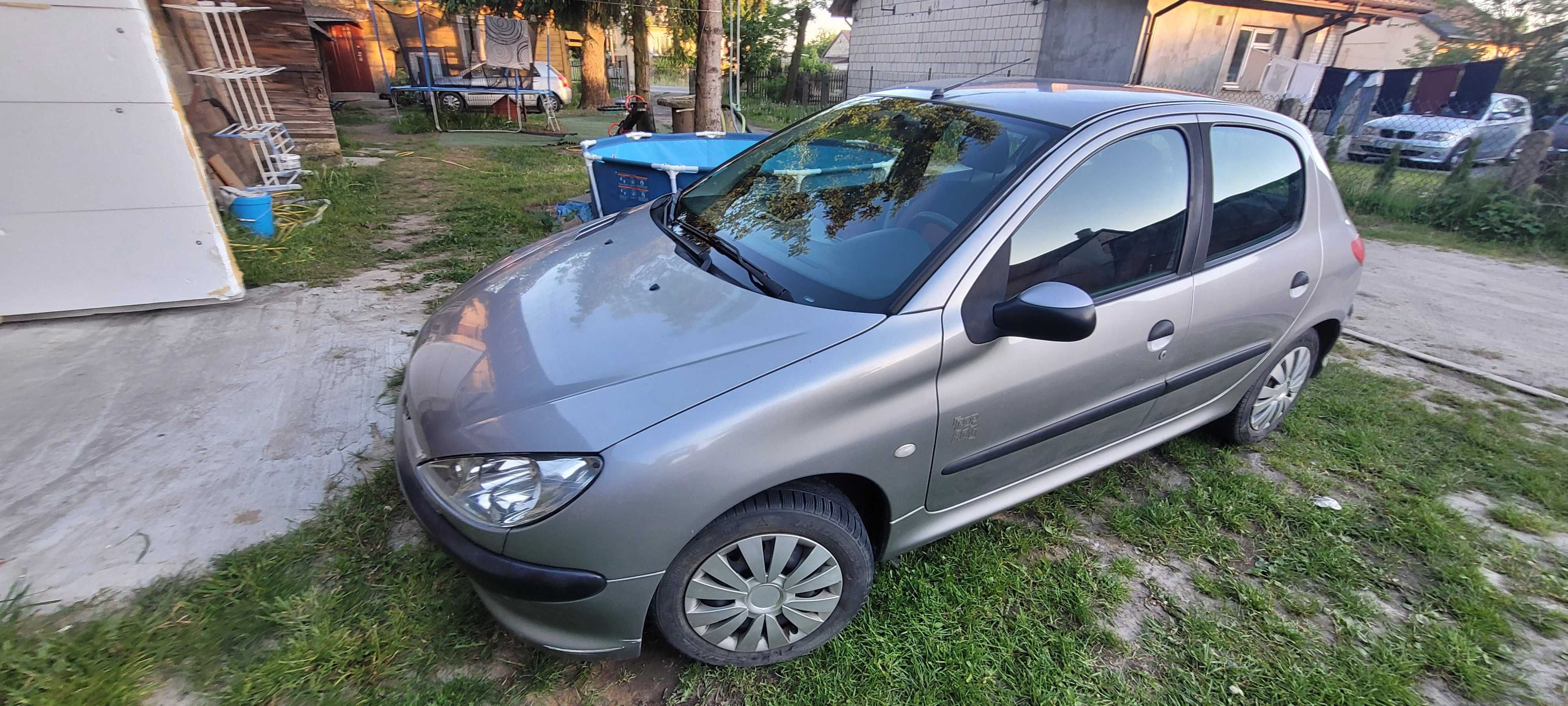 Peugot 206 1.4 benzyna 2004r