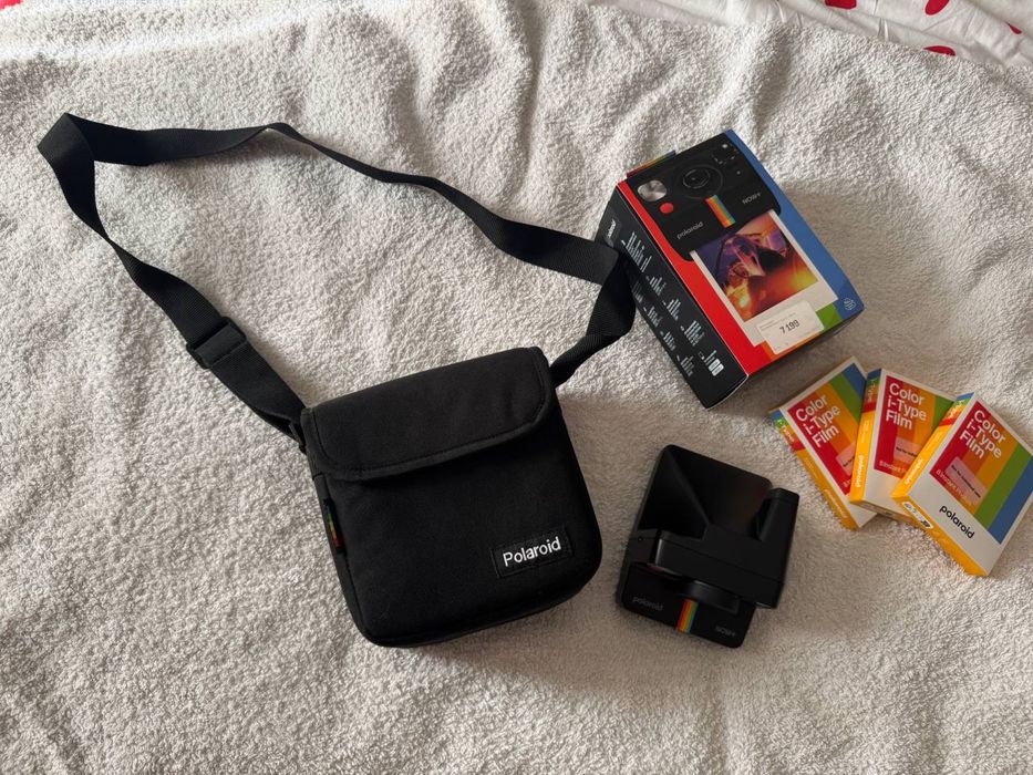 Камера Polaroid Now+ i-Type. Generation 3