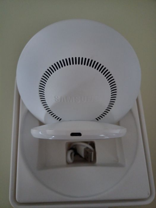 Бездротова зарядка Samsung