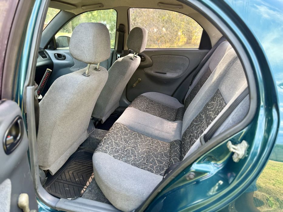 Daewoo Lanos 2.5 V6 Opel x25xe