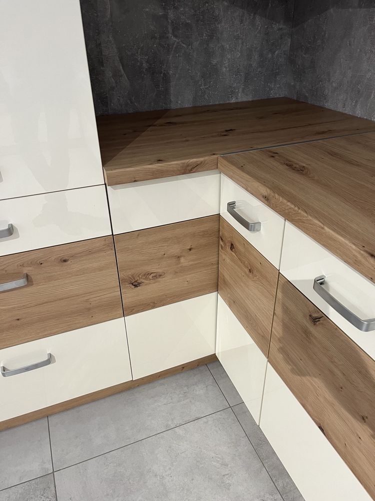 NOWY komplet mebli kuchennych kuchnia biały połysk dąb 310 x 105 rejs