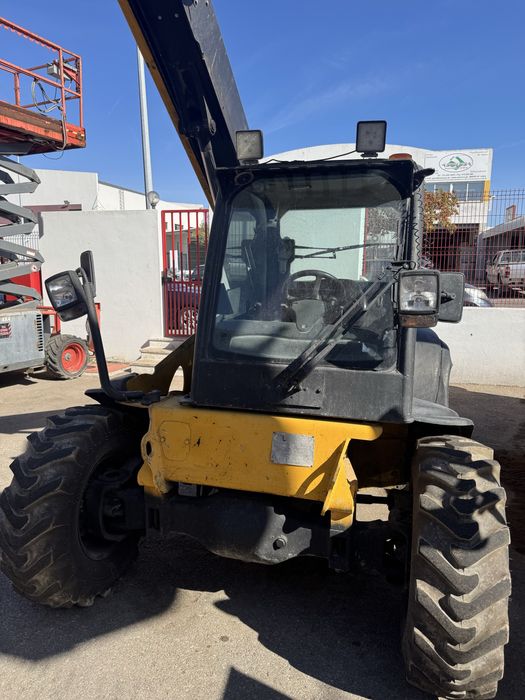 Empilhador Multifuncoes JCB 527-55 (usado)