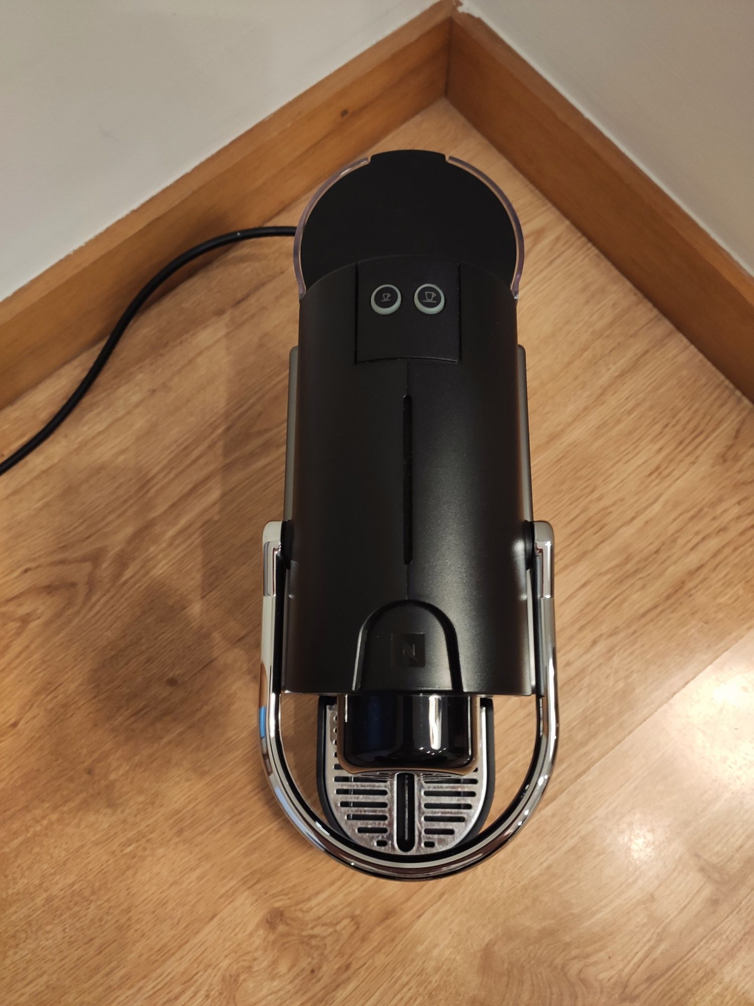 Máquina de Café Nespresso Pixie Titan C61 - Avariada