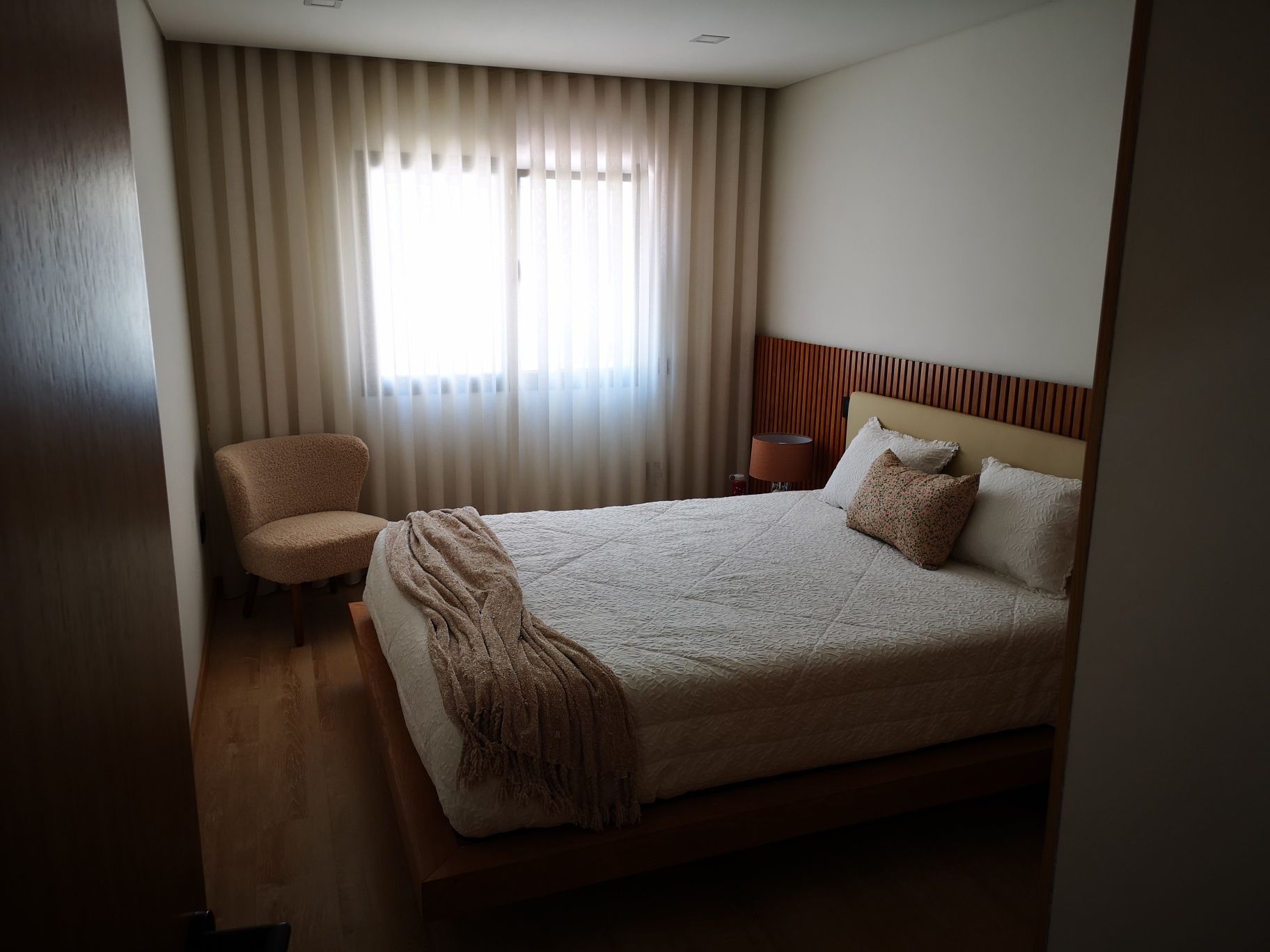 Vendo apartamento T3 em Creixomil, como novo, completamente restaurado