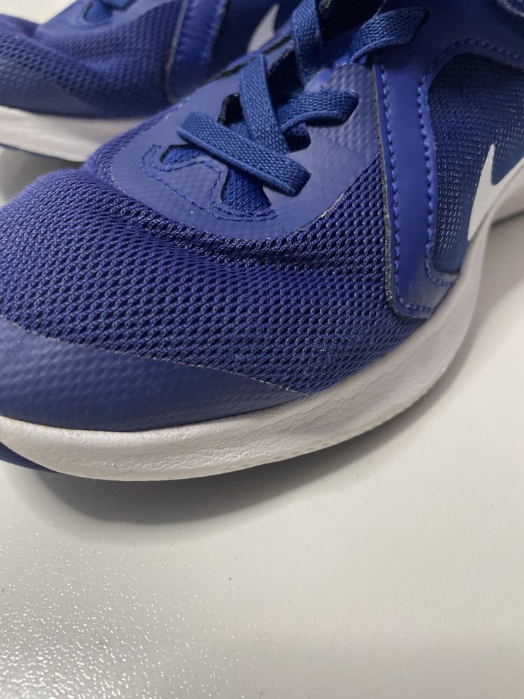 Adidasy Nike. 31,5r. Niebieskie jak nowe