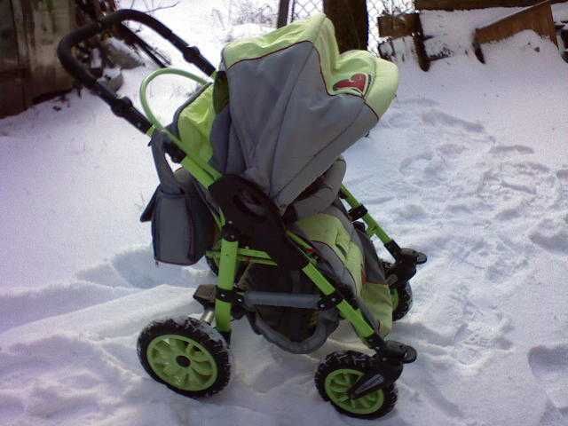 Коляска.          .