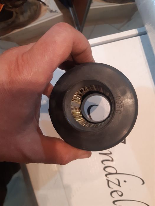 Tłumik szmerów ssania do Fiata 126p EL FL