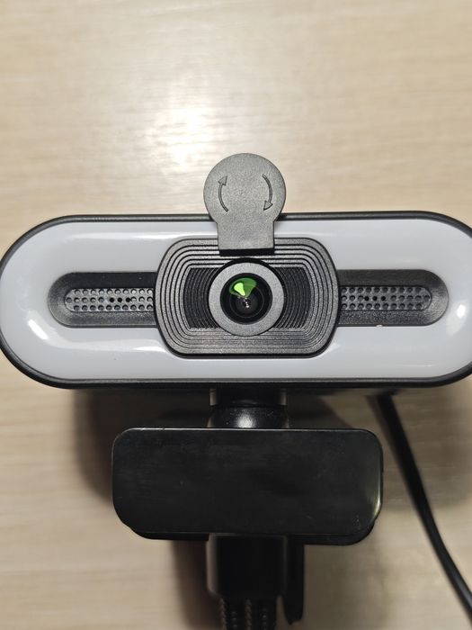 Веб-камера універсальна з триногою 1980х1080
