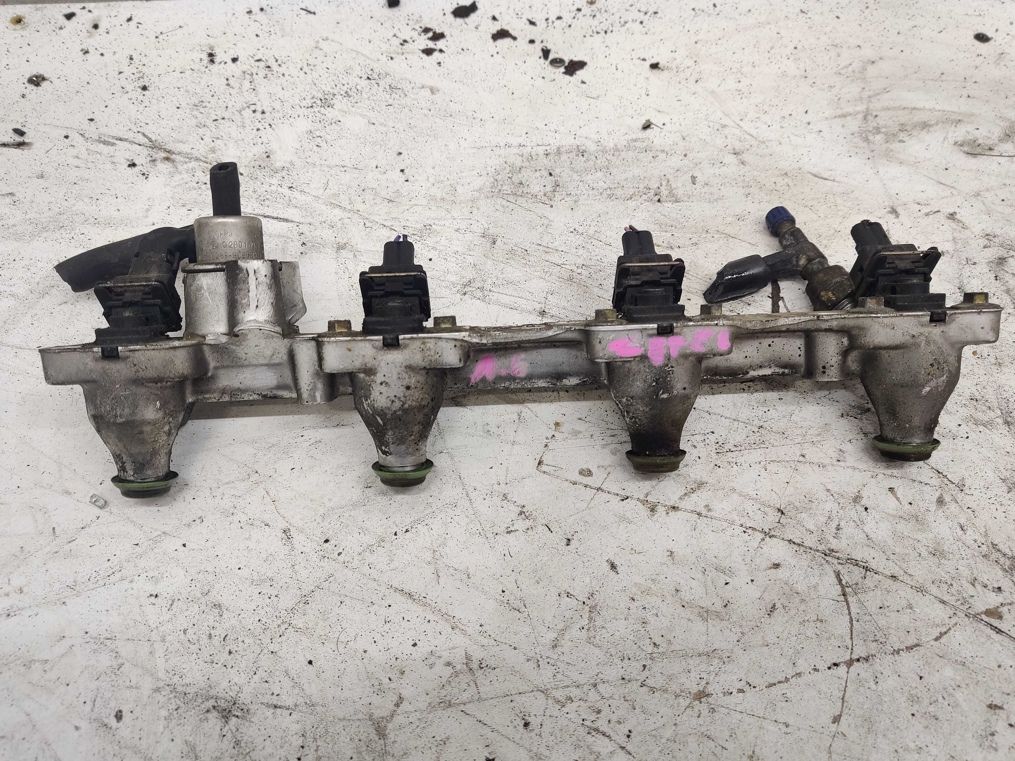 Ford Mondeo MK1 MK2 1.6 1.8 B Listwa Wtryskowa