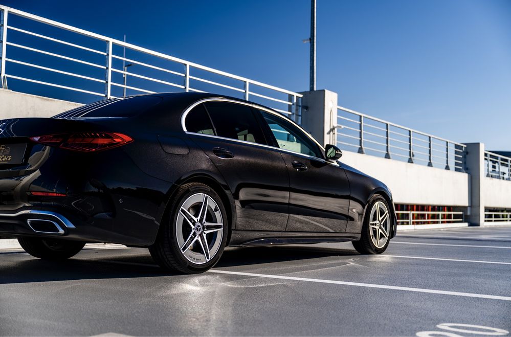 Wynajem samochod Mercedes C200D AMG wypozyczalnia aut