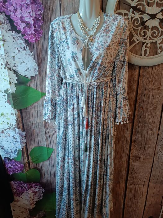 Пляжне шикарне плаття - халат . Р 46-48