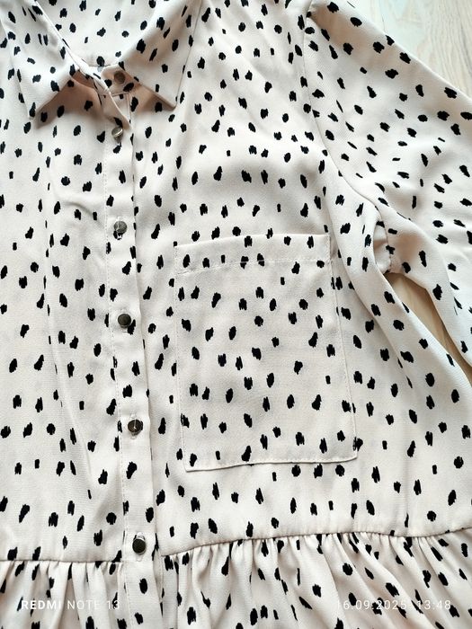 Przepiękna pudroworóżowa sukienka plamki groszki koszulowa z kołnierze