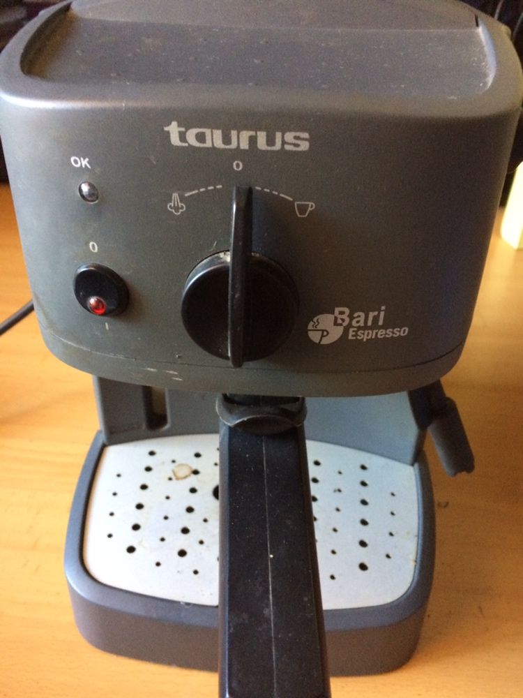 Máquina de café Taurus