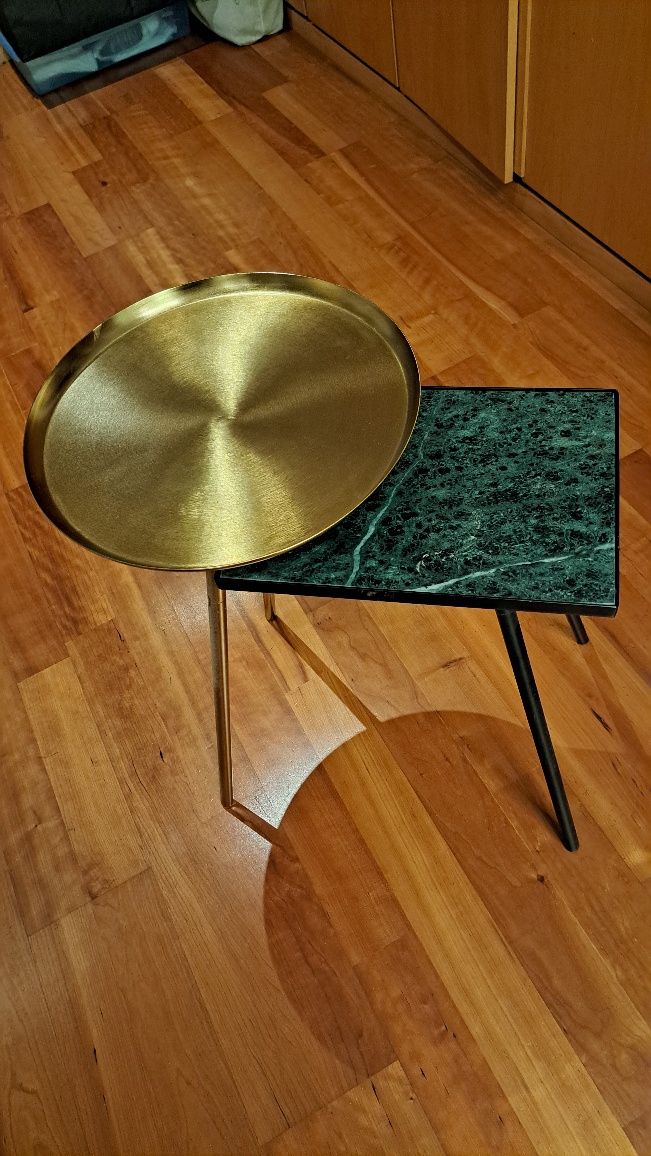 Mesa apoio Kare verde e dourada