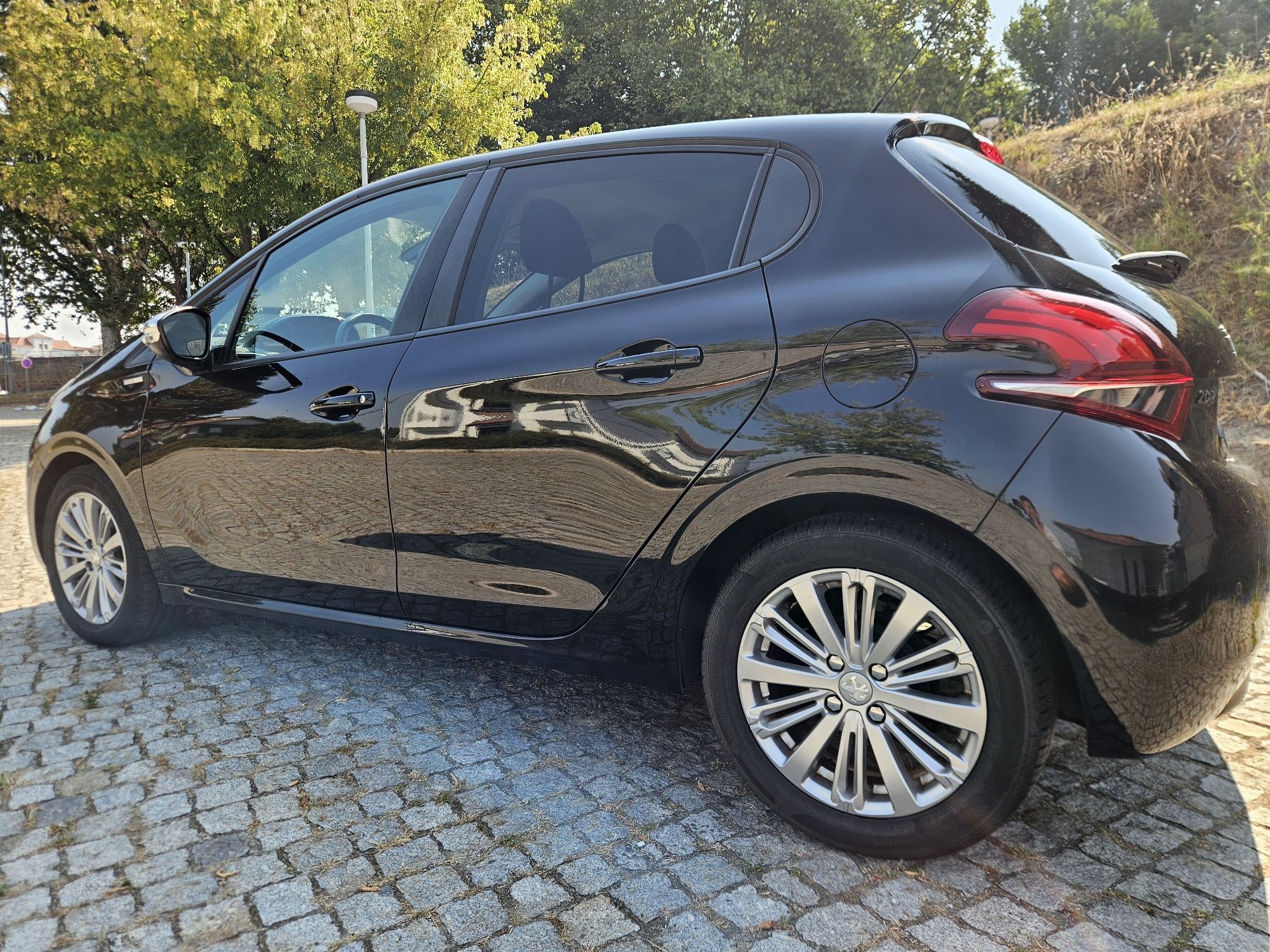 Peugeot 208 1.2 PureTech Style
