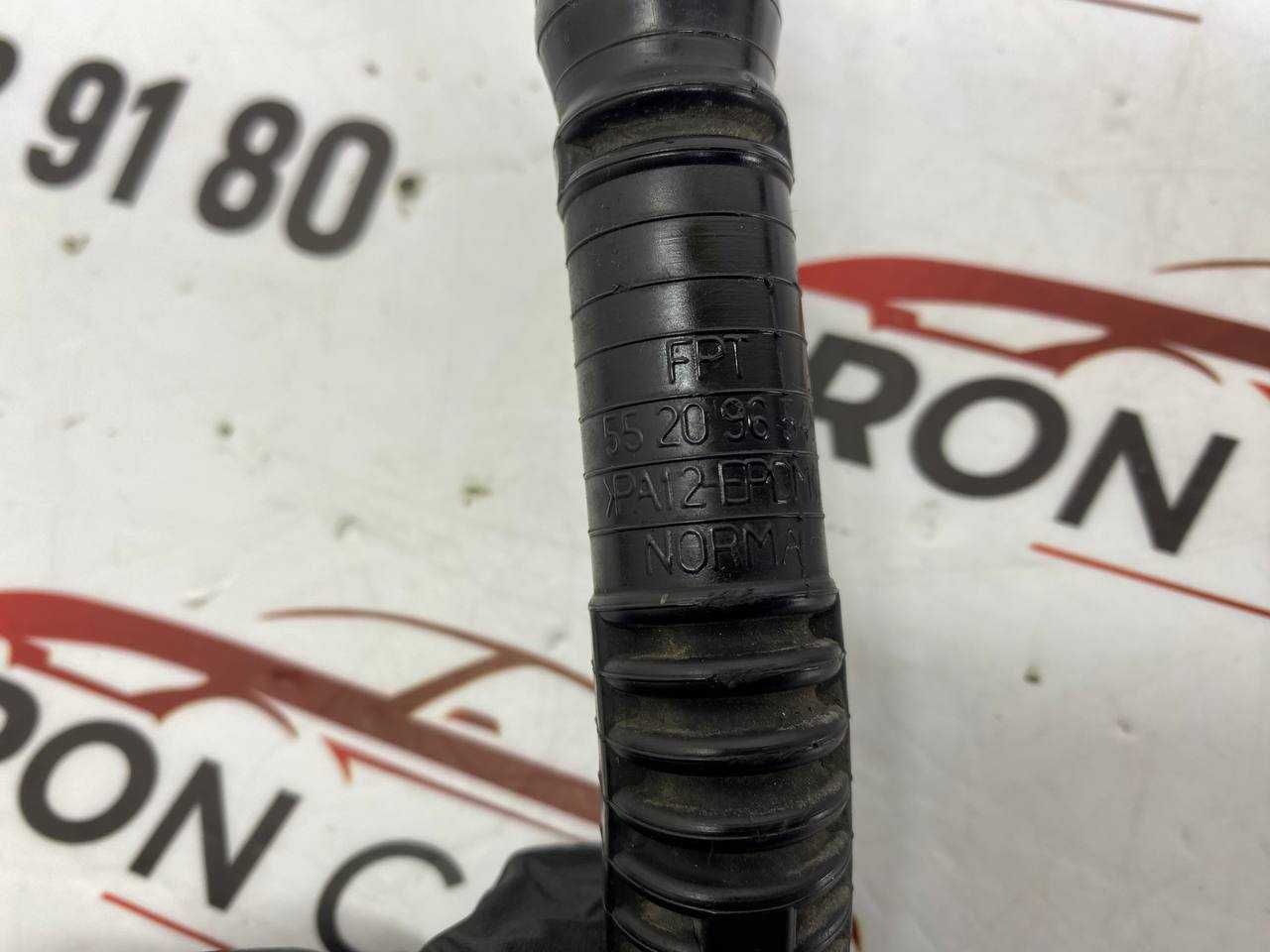 Патрубок охолодження Fiat Doblo Alfa Romeo Opel Combo 1.6 55209653