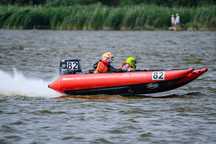Zapcat Thundercat Infanta rib profesjonalny ponton wyścigowy P750
