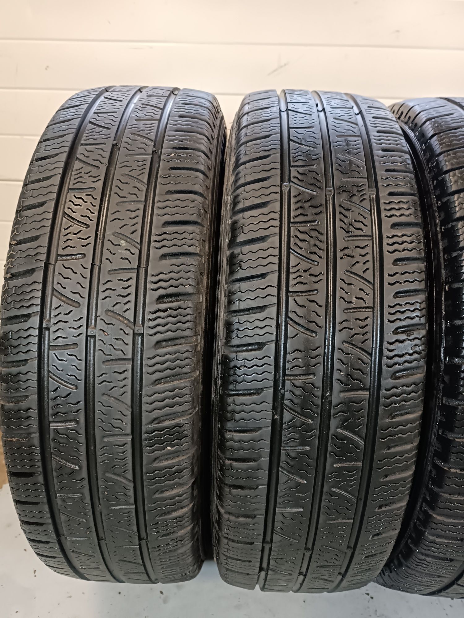 205/75R16C Pirelli Carrier Winter opony zimowe