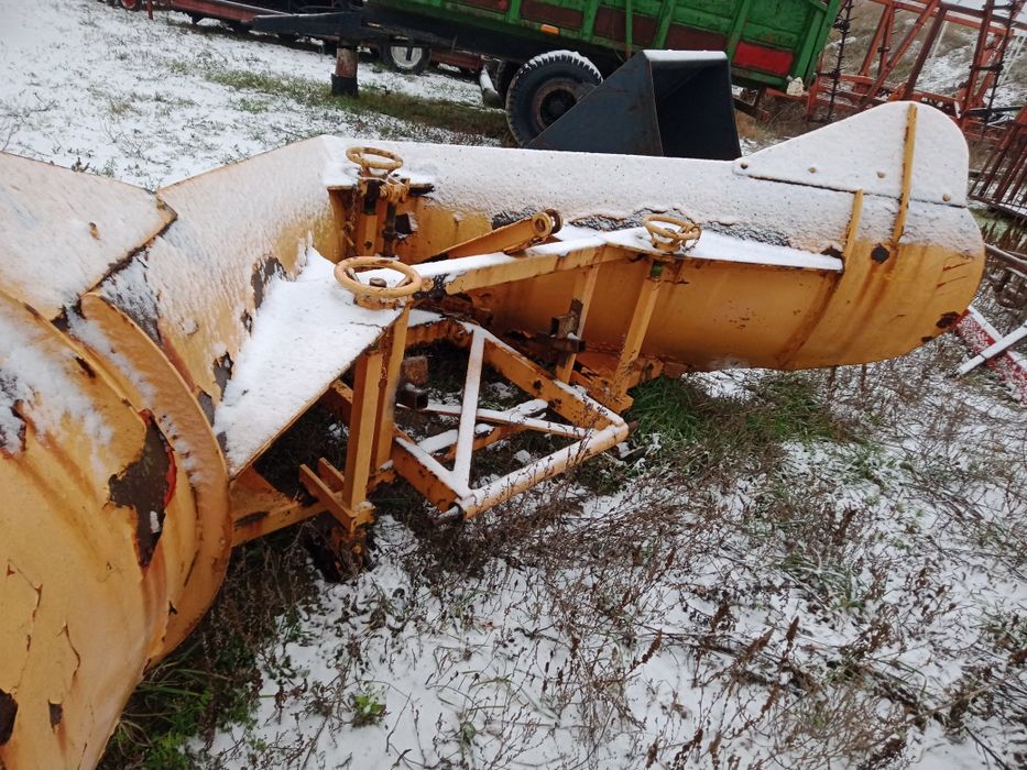 Pług do śniegu strzałka tuz