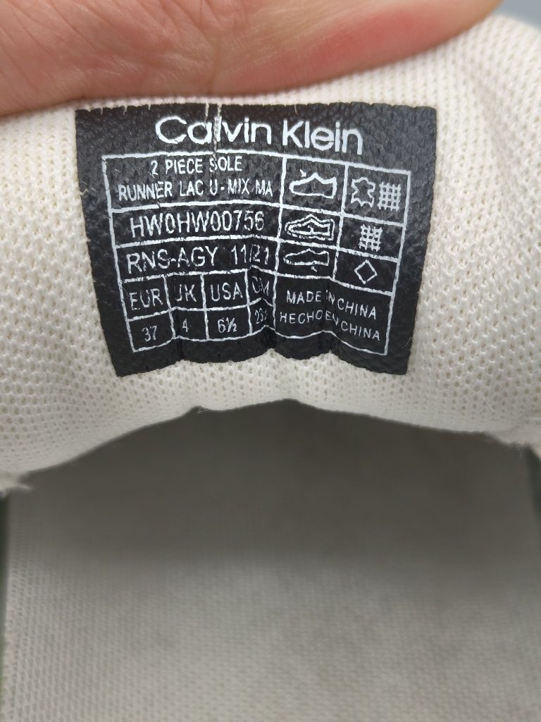 Calvin Klein Sneakersy 37