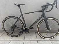 Gravel Pinnacle Arkose 3 GRX r XL hydraulika